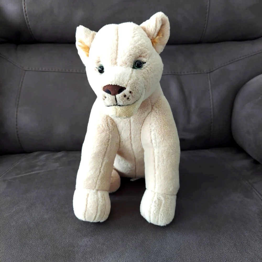 Build-A-Bear Disney the Lion king adult Nala 16